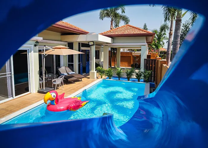 King Family Massarossa Pool Villa Pattaya Vip